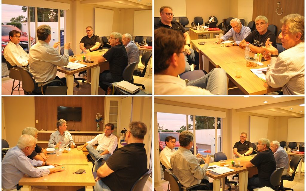 Reunião da diretoria da AMC